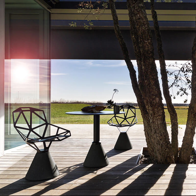 magis chair one concrete base | ikonitaly