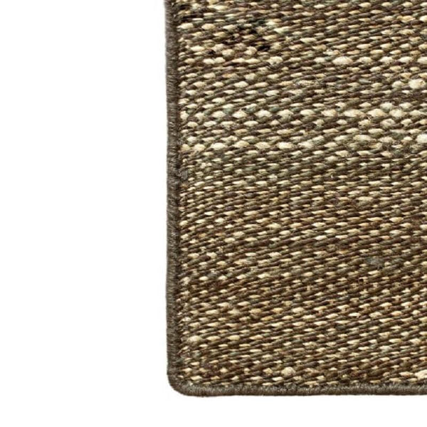 corner detail of the hemp straw colour oliva | ikonitaly