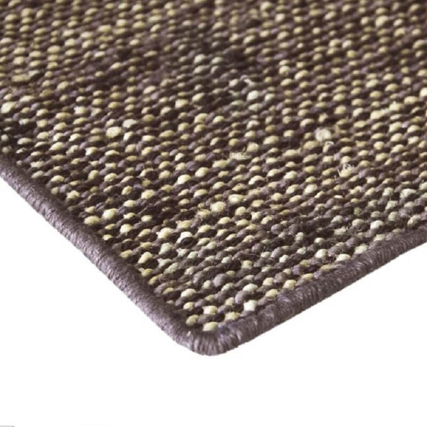 detail of the hemp straw rug from carpet edition in grigio | ikonitaly